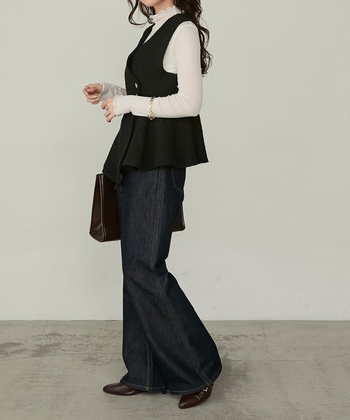Cherir Mignon（シェリルミニョン）の「【Cherir Mignon】- Silhouette Couture -ゴールドボタンツイードアシメペプラムベスト（ベスト・レディース・ブラック/アイボリー・FREE）」の10枚目の写真