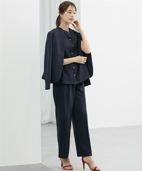 7days Life Styling(セブンデイズライフスタイリング)の「【レディーススーツ】ドビー素材ペプラムノーカラージャケットセットアップスーツ(ジャケット+前後2WAYブラウス+ワイドストレートパンツ)<大きいサイズ有>(スーツセット・レディース・グレー/ネイビー・S/M/L/LL/3L)」の8枚目の写真