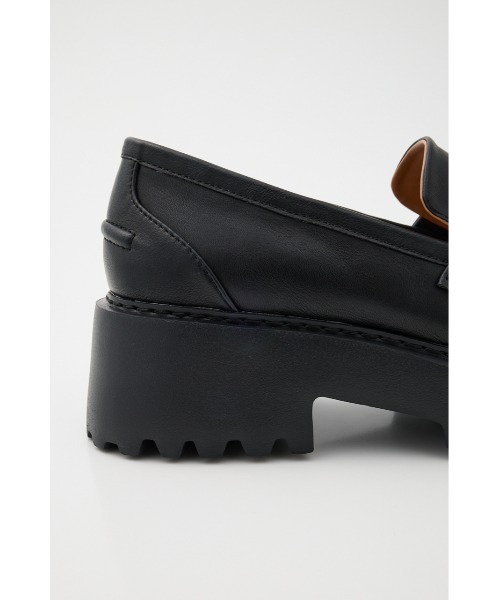 MOUSSY（マウジー）の「PLATFORM ローファー（ローファー・レディース・マジェンタ/ブラック・SMALL/MEDIUM/LARGE）」の8枚目の写真