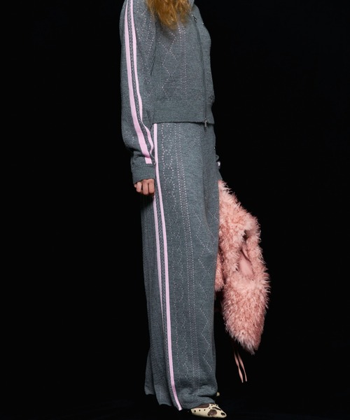 MAISON SPECIAL（メゾンスペシャル）の「Openwork Knitting Track Pants/透かし編みニットトラックパンツ■セットアップ対応■（その他パンツ・レディース・グレー/レッド/ホワイト・36/38）」の10枚目の写真