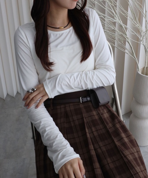 YENNA（イェンナ）の「【ロングスリーブTシャツ/メッシュ切替ロングTシャツ】選べる袖口（Tシャツ/カットソー・レディース・ブラック/ブラック系その他/ホワイト/ホワイト系その他・FREE）」の15枚目の写真