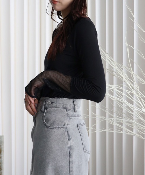 YENNA（イェンナ）の「【ロングスリーブTシャツ/メッシュ切替ロングTシャツ】選べる袖口（Tシャツ/カットソー・レディース・ブラック/ブラック系その他/ホワイト/ホワイト系その他・FREE）」の6枚目の写真