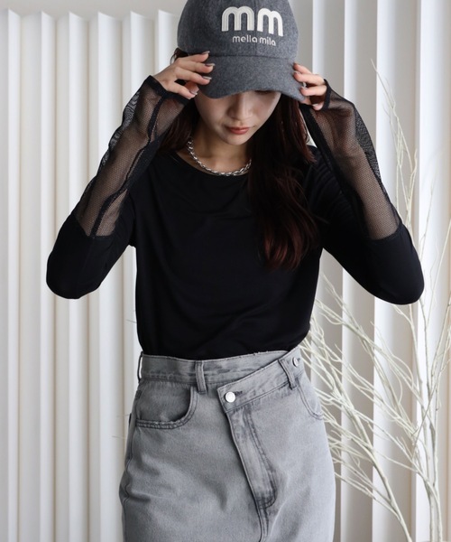 YENNA（イェンナ）の「【ロングスリーブTシャツ/メッシュ切替ロングTシャツ】選べる袖口（Tシャツ/カットソー・レディース・ブラック/ブラック系その他/ホワイト/ホワイト系その他・FREE）」の7枚目の写真