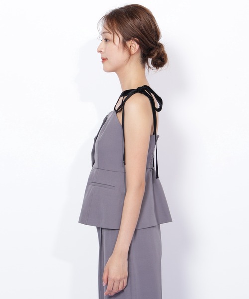 JILL by JILL STUART（ジルバイジルスチュアート）の「◇＜セットアップ対応＞ベーシックツイルベロアリボンビスチェ（シャツ/ブラウス・レディース・グレー/ブラウン・FREE）」の10枚目の写真