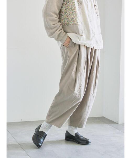 TSUHARU by Samansa Mos2(ツハルバイサマンサモスモス)の「【天日干し風加工】タックギャザーパンツ(その他パンツ・レディース・チャコールグレー/ベージュ/オリーブ・F)」の5枚目の写真