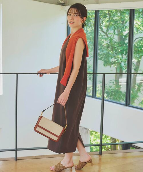 COHINA(コヒナ)の「リネンライクコクーンタックワンピース 【低身長・小柄女性】(ワンピース・レディース・ブラウン/オレンジ/グリーン・ONE SIZE)」の4枚目の写真