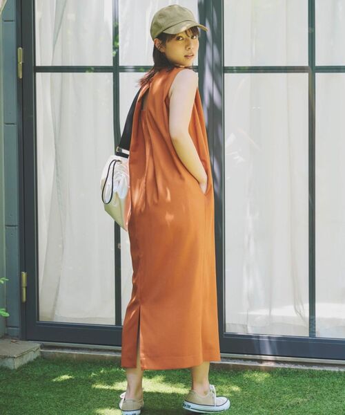 COHINA(コヒナ)の「リネンライクコクーンタックワンピース 【低身長・小柄女性】(ワンピース・レディース・ブラウン/オレンジ/グリーン・ONE SIZE)」の9枚目の写真