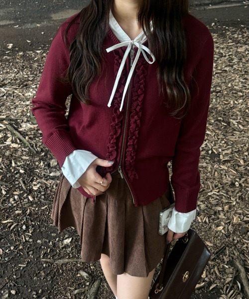 mellowneon（メロウネオン）の「2wayレイヤードフリルジップニット（ニット/セーター・レディース・ネイビー/ボルドー/チャコールグレー・FREE）」の13枚目の写真