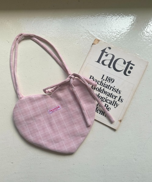 wears（ウェアーズ）の「チェック柄ハートハンドバッグ（ハンドバッグ・レディース・ブルー/レッド/ピンク・FREE）」の18枚目の写真