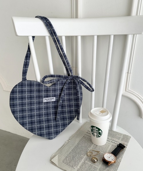 wears（ウェアーズ）の「チェック柄ハートハンドバッグ（ハンドバッグ・レディース・ブルー/レッド/ピンク・FREE）」の8枚目の写真