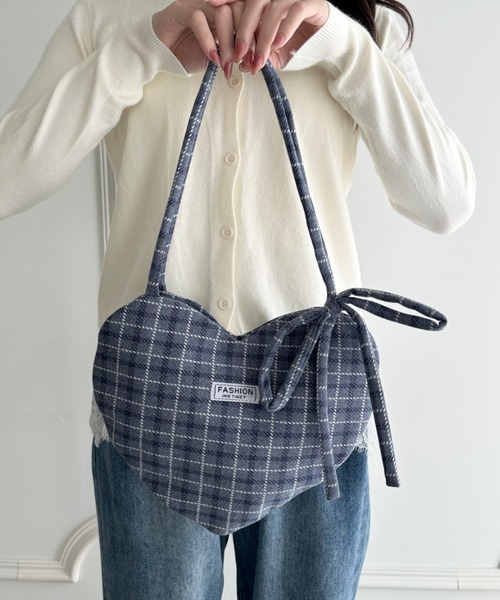 wears（ウェアーズ）の「チェック柄ハートハンドバッグ（ハンドバッグ・レディース・ブルー/レッド/ピンク・FREE）」の13枚目の写真