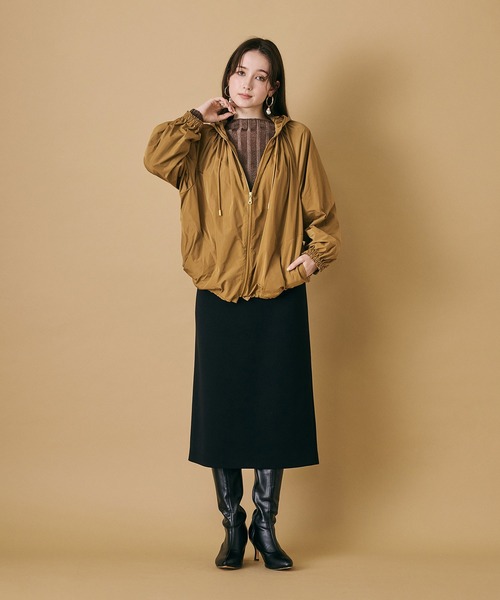 Audie a Muses(オーディアミューズ)の「たっぷりギャザーマウンテンパーカー(マウンテンパーカー・レディース・グレー/ブラック/キャメル・FREE)」の14枚目の写真