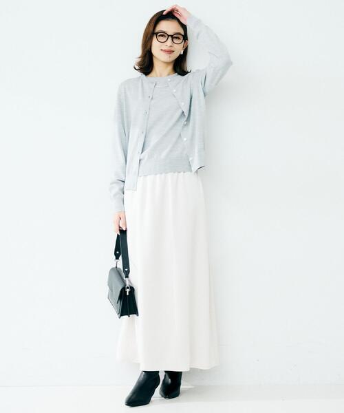 UNTITLED(アンタイトル)の「【洗える/アンサンブル可/ウール100%】ウールクルーカーディガン(カーディガン/ボレロ・レディース・ライトグレー/レッド系1/ブラック/ナチュラル/オフホワイト/ブルー系その他・48/44/04/03/02/01/00)」の15枚目の写真