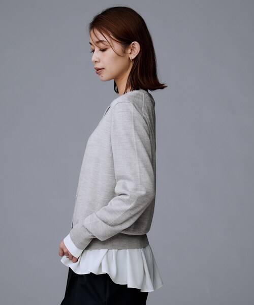 UNTITLED(アンタイトル)の「【洗える/アンサンブル可/ウール100%】ウールクルーカーディガン(カーディガン/ボレロ・レディース・ライトグレー/レッド系1/ブラック/ナチュラル/オフホワイト/ブルー系その他・48/44/04/03/02/01/00)」の17枚目の写真