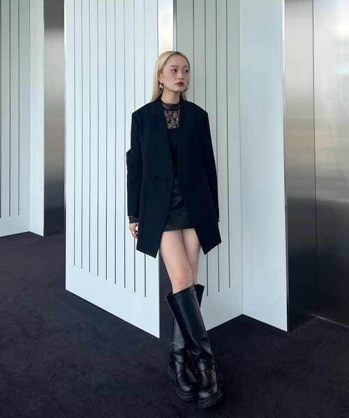 Ameri(アメリ)の「LACE PATCHWORK ASYMMETRY TOP(その他トップス・レディース・オフホワイト/ブラック・FREE)」の13枚目の写真