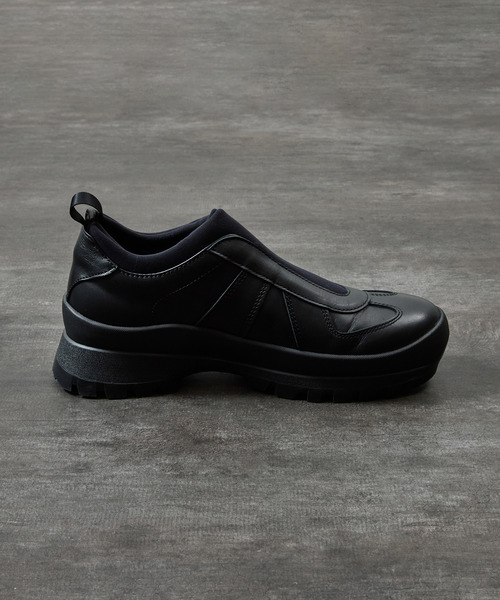 PADRONE(パドローネ)の「PADRONE パドローネ / GERMAN TRAINER SLIP-ON with 884C Vibram ビブラムソールスリッポンレザージャーマントレーナー 牛革 日本製 / PU8840-2009(スニーカー・メンズ・ブラック・43/42/41/40)」の7枚目の写真