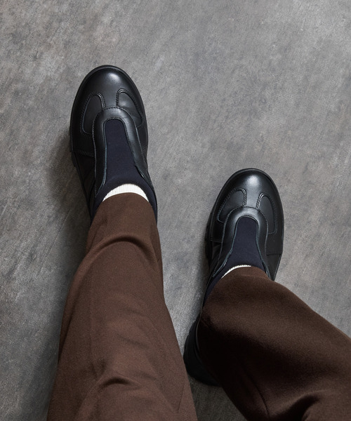 PADRONE(パドローネ)の「PADRONE パドローネ / GERMAN TRAINER SLIP-ON with 884C Vibram ビブラムソールスリッポンレザージャーマントレーナー 牛革 日本製 / PU8840-2009(スニーカー・メンズ・ブラック・43/42/41/40)」の2枚目の写真