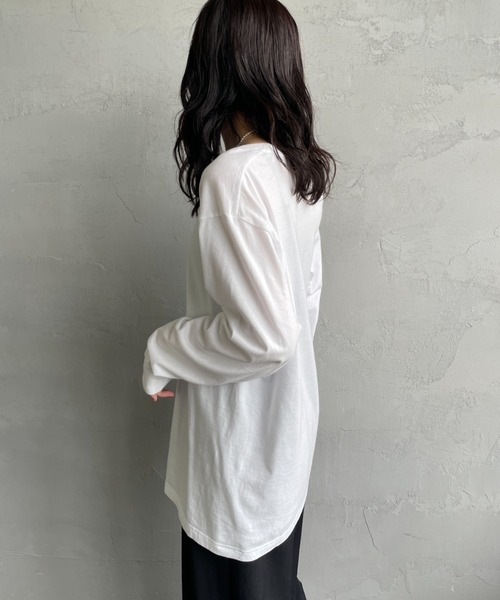 HANES（ヘインズ）の「[HANES/ヘインズ] 2P ジャパンフィット ロングスリーブパックTシャツ（アソート）（Tシャツ/カットソー・レディース・ホワイト×ブラック・M/L/XL）」の21枚目の写真