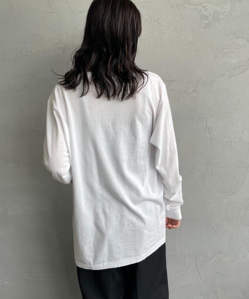 HANES（ヘインズ）の「[HANES/ヘインズ] 2P ジャパンフィット ロングスリーブパックTシャツ（アソート）（Tシャツ/カットソー・レディース・ホワイト×ブラック・M/L/XL）」の22枚目の写真