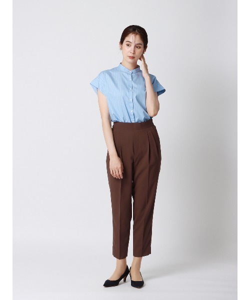 SUIT SQUARE(スーツスクエア)の「タックテーパードパンツ ウォッシャブル ストレッチ 撥水 UVカット 防シワ(スーツパンツ・レディース・ブラウン系/ネイビー系・36(7号)/38(9号)/40(11号))」の18枚目の写真