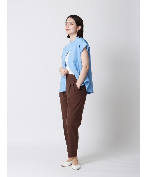 SUIT SQUARE(スーツスクエア)の「タックテーパードパンツ ウォッシャブル ストレッチ 撥水 UVカット 防シワ(スーツパンツ・レディース・ブラウン系/ネイビー系・36(7号)/38(9号)/40(11号))」の20枚目の写真