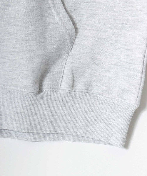 KANGOL(カンゴール)の「KANGOL/カンゴール Lazar別注 オーバーサイズ 裏毛 ロゴ ワンポイント刺繍 スウェット ジップアップパーカー/長袖 トップス フルジップパーカー/レディース メンズ(パーカー・メンズ・ブラック/アッシュグレー/グレー・M/L/XL)」の11枚目の写真