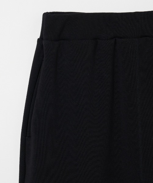 three dots（スリードッツ）の「ボアジャージー ロングスカート（スカート・レディース・ブラック/グレー系その他/ライトベージュ・SMALL/MEDIUM）」の6枚目の写真