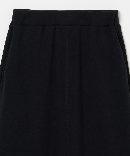 three dots（スリードッツ）の「ボアジャージー ロングスカート（スカート・レディース・ブラック/グレー系その他/ライトベージュ・SMALL/MEDIUM）」の5枚目の写真