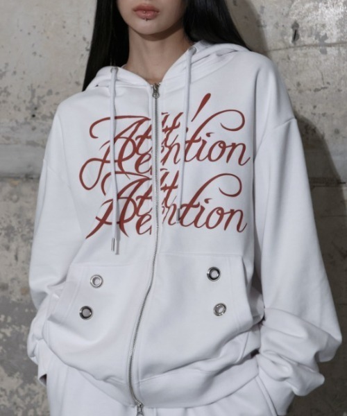FANCY CLUB(ファンシークラブ)の「A'GEM/9 × .kom 『FANCY CLUB/ファンシークラブ』 ATTENTION EYELET HOODED ZIP-UP/アイレット フード ジップアップパーカー(パーカー・レディース・ホワイト/ブラック・FREE)」の2枚目の写真