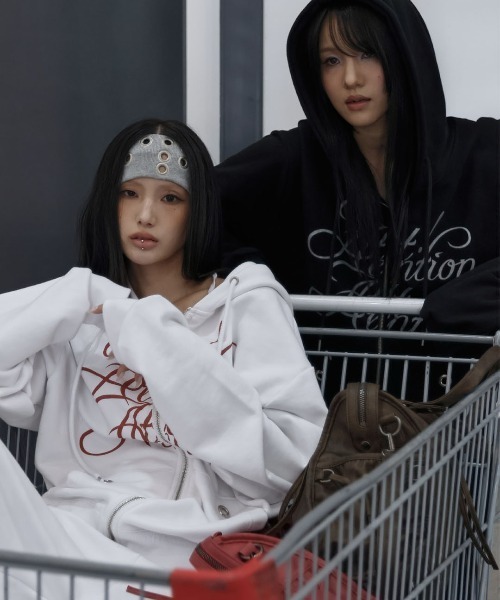 チェリブ フードジップアップ トレカ付き ファンミ チェリブ フード