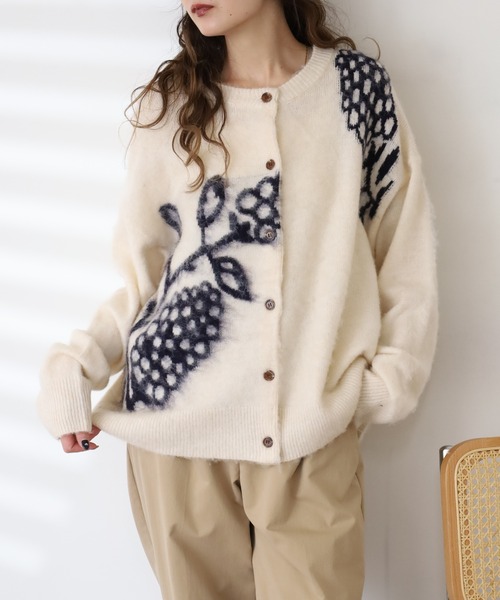 BARNDOOR(バーンドア)の「木の実 ジャカード カーデ(カーディガン/ボレロ・レディース・ブラウン/グレー/ネイビー/アイボリー・FREE)」の1枚目の写真