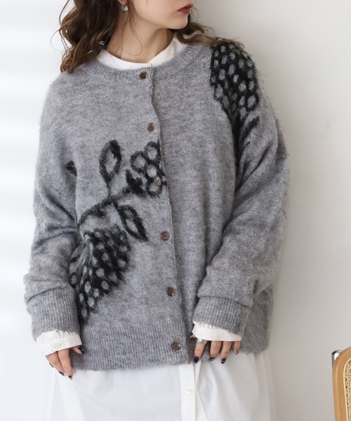BARNDOOR(バーンドア)の「木の実 ジャカード カーデ(カーディガン/ボレロ・レディース・ブラウン/グレー/ネイビー/アイボリー・FREE)」の11枚目の写真