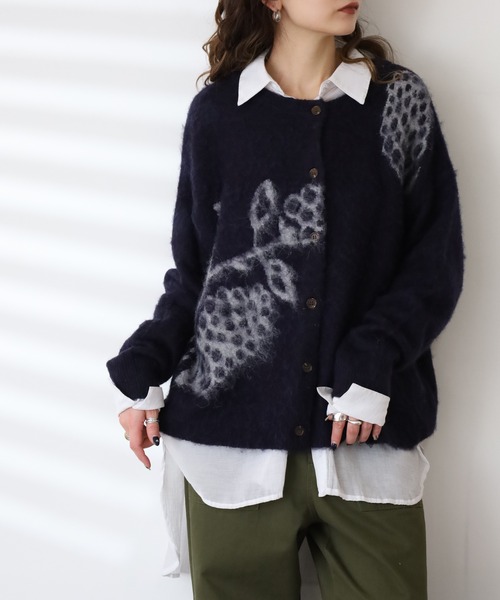 BARNDOOR(バーンドア)の「木の実 ジャカード カーデ(カーディガン/ボレロ・レディース・ブラウン/グレー/ネイビー/アイボリー・FREE)」の22枚目の写真