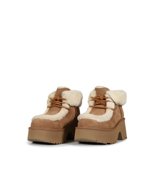 UGG（アグ）の「ESMEE LACE UP（スニーカー・レディース・ブラウン・23cm/24cm/25cm）」の4枚目の写真