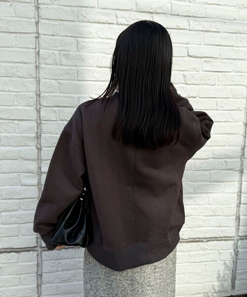 fredy emue（フレディエミュ）の「両面起毛モックネックスウェットプルオーバー（スウェット・レディース・ライトグレー/アイボリー/ライトブルー/チャコールグレー・38）」の13枚目の写真