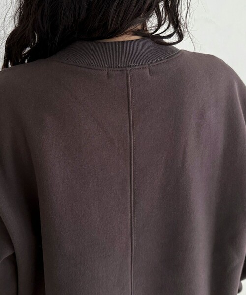 fredy emue（フレディエミュ）の「両面起毛モックネックスウェットプルオーバー（スウェット・レディース・ライトグレー/アイボリー/ライトブルー/チャコールグレー・38）」の18枚目の写真