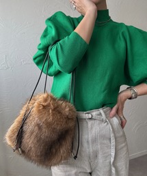 deux amour（ドゥーザムール）の「フェイクファ―巾着バッグ（バックパック/リュック）」