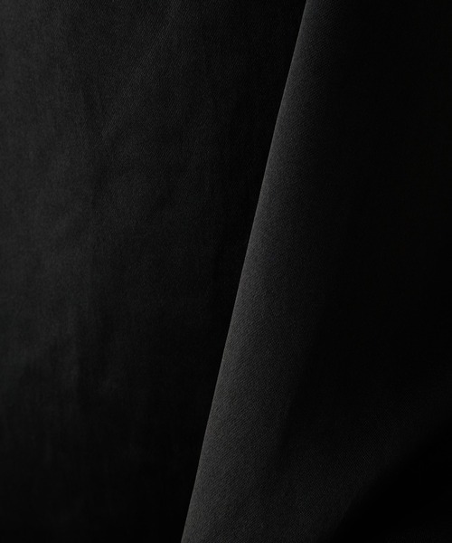 Whim Gazette（ウィムガゼット）の「サテンキャミソール（キャミソール・レディース・ブラック/オフホワイト・FREE）」の18枚目の写真