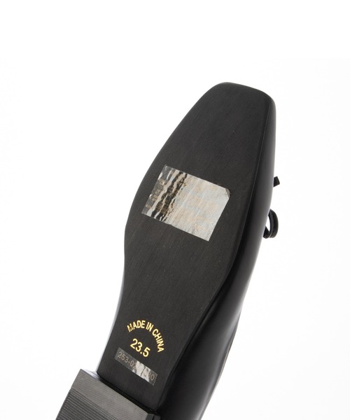 Fin（フィン）の「スクエアトゥVカットバレエシューズ【低反発スポンジ入り】（バレエシューズ・レディース・レッド/シルバー/グレー/ブラック・24.5cm/24cm/23.5cm/23cm/22.5cm）」の8枚目の写真