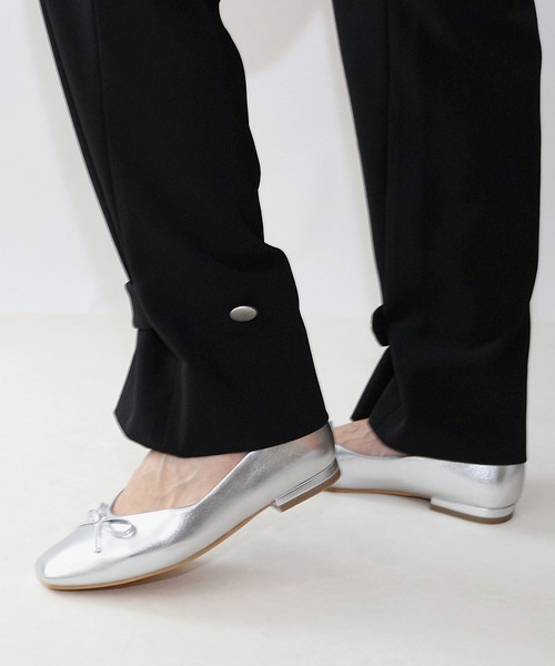 Fin（フィン）の「スクエアトゥVカットバレエシューズ【低反発スポンジ入り】（バレエシューズ・レディース・レッド/シルバー/グレー/ブラック・24.5cm/24cm/23.5cm/23cm/22.5cm）」の15枚目の写真