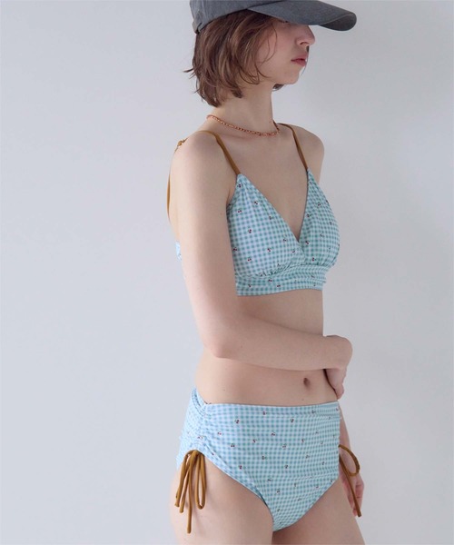 SEA DRESS(シードレス)の「Vネックシンプルデザインビキニ/水着(水着・レディース・ブラック系その他/ブラック/ライトブルー/アイボリー/ブラウン・L/M/S)」の20枚目の写真