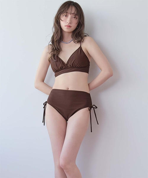 SEA DRESS(シードレス)の「Vネックシンプルデザインビキニ/水着(水着・レディース・ブラック系その他/ブラック/ライトブルー/アイボリー/ブラウン・L/M/S)」の14枚目の写真