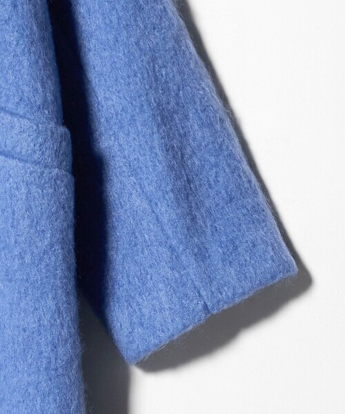 UNITED ARROWS（ユナイテッドアローズ）の「シャギー ビッグ テーラード コート（チェスターコート・レディース・オフホワイト/コバルトブルー・34/38/36）」の3枚目の写真