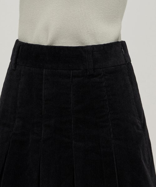 MUSINSA STANDARD WOMAN（ムシンサスタンダードウーマン）の「ウィメンズ コーデュロイ プリーツ ミニスカート [ブラック]（スカート・レディース・その他・SMALL/MEDIUM/LARGE/X-SMALL）」の22枚目の写真