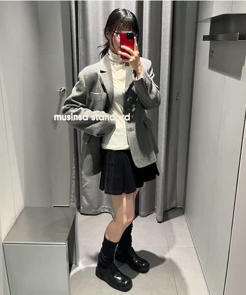 MUSINSA STANDARD WOMAN（ムシンサスタンダードウーマン）の「ウィメンズ コーデュロイ プリーツ ミニスカート [ブラック]（スカート・レディース・その他・SMALL/MEDIUM/LARGE/X-SMALL）」の19枚目の写真