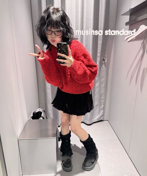 MUSINSA STANDARD WOMAN（ムシンサスタンダードウーマン）の「ウィメンズ コーデュロイ プリーツ ミニスカート [ブラック]（スカート・レディース・その他・SMALL/MEDIUM/LARGE/X-SMALL）」の13枚目の写真