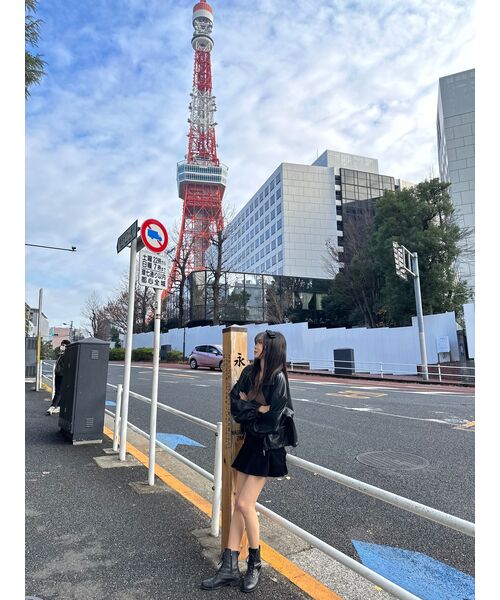 MUSINSA STANDARD WOMAN（ムシンサスタンダードウーマン）の「ウィメンズ コーデュロイ プリーツ ミニスカート [ブラック]（スカート・レディース・その他・SMALL/MEDIUM/LARGE/X-SMALL）」の5枚目の写真
