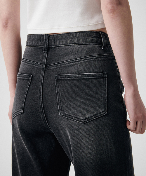 MUSINSA STANDARD WOMAN（ムシンサスタンダードウーマン）の「[クールタンダード] ウィメンズ ストレート デニムパンツ [ウォッシュドブラック]（デニムパンツ・レディース・その他・26/27/28/29/30/24/25）」の6枚目の写真