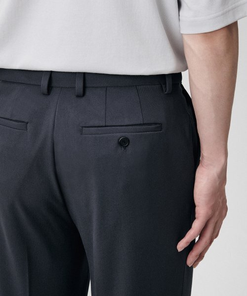 MUSINSA STANDARD（ムシンサスタンダード）の「リラックステーパードヒドゥンバンディングクロップスラックス[アイアングレー]（スラックス・メンズ・その他・40/42/32/30/31/26/27/28/29/38）」の7枚目の写真