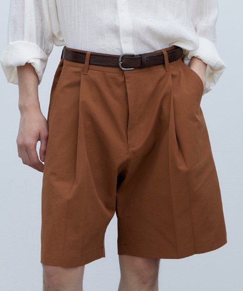 TRIP LE SENS（トリップ ル センス）の「ウォッシュドコットンワンタックバミューダパンツ _Washed Ecru（その他パンツ・レディース・その他・MEDIUM/LARGE）」の2枚目の写真